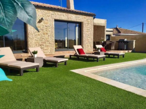 Villa Luxueuse pour 4 personnes avec Piscine privée et Jacuzzi